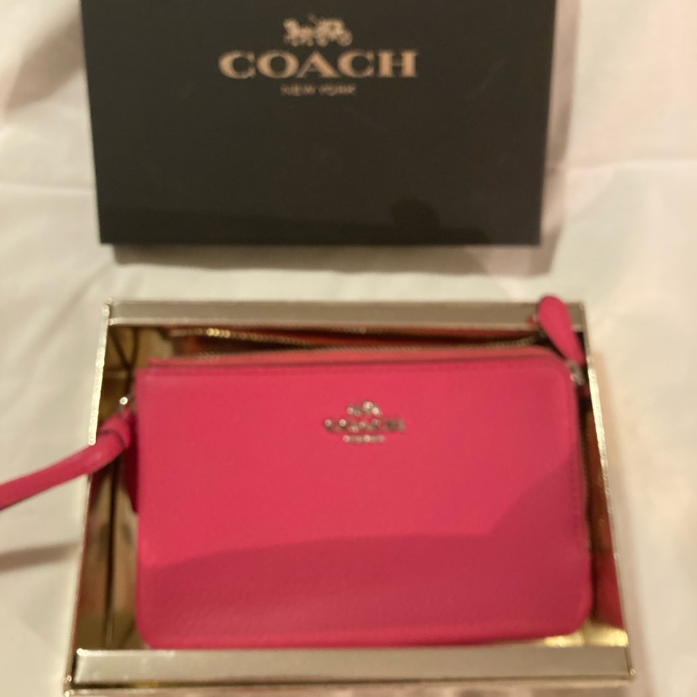 Coach New Old Stock RARE TO FIND BRAND NEW! With ALL tags box and care card !!